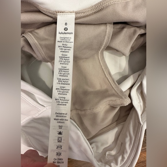lulu lemon speed up low-rise 2.5”, white, size 8 - Picture 3 of 3